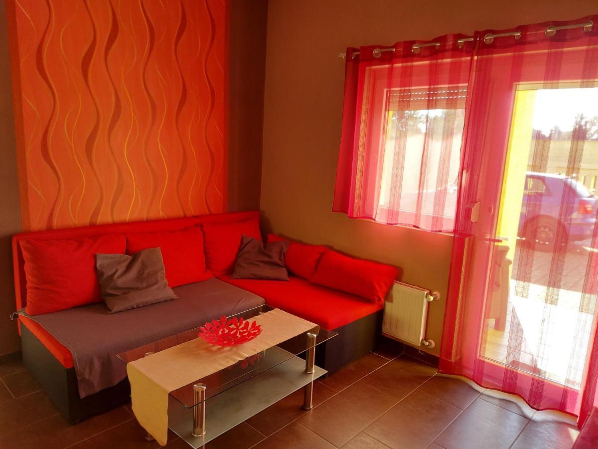 Corner Apartman 5 Siófok Esterno foto