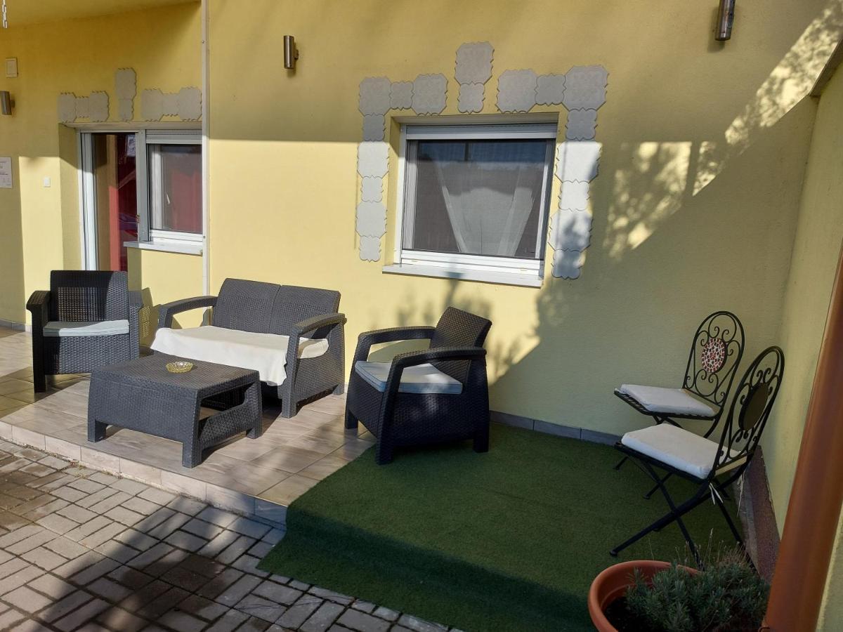 Corner Apartman 5 Siófok Esterno foto