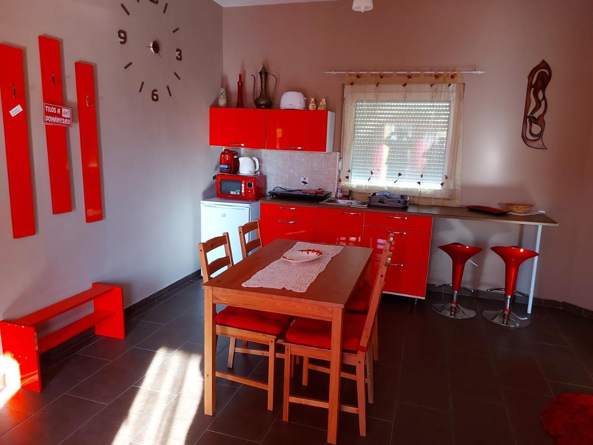 Corner Apartman 5 Siófok Esterno foto