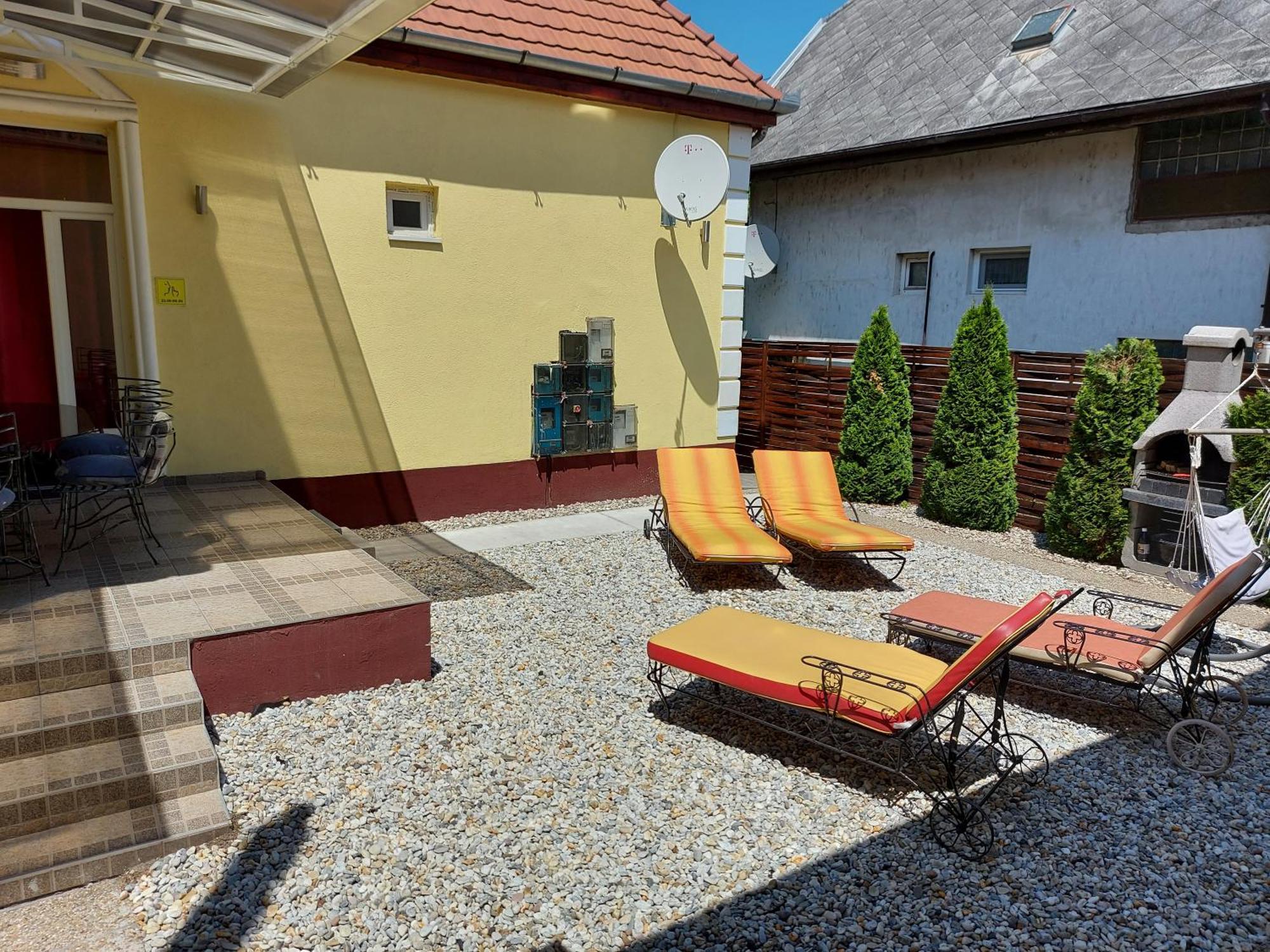 Corner Apartman 5 Siófok Esterno foto